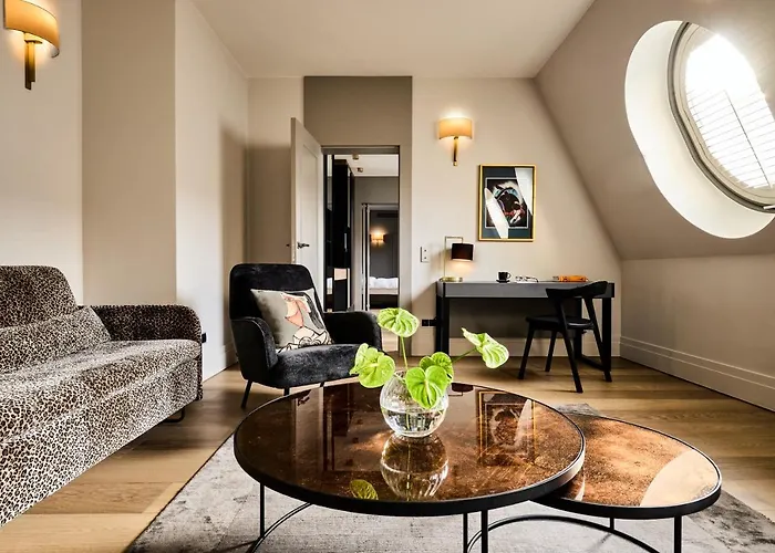 Hotel H15 Luxury Palace - Destigo Hotels